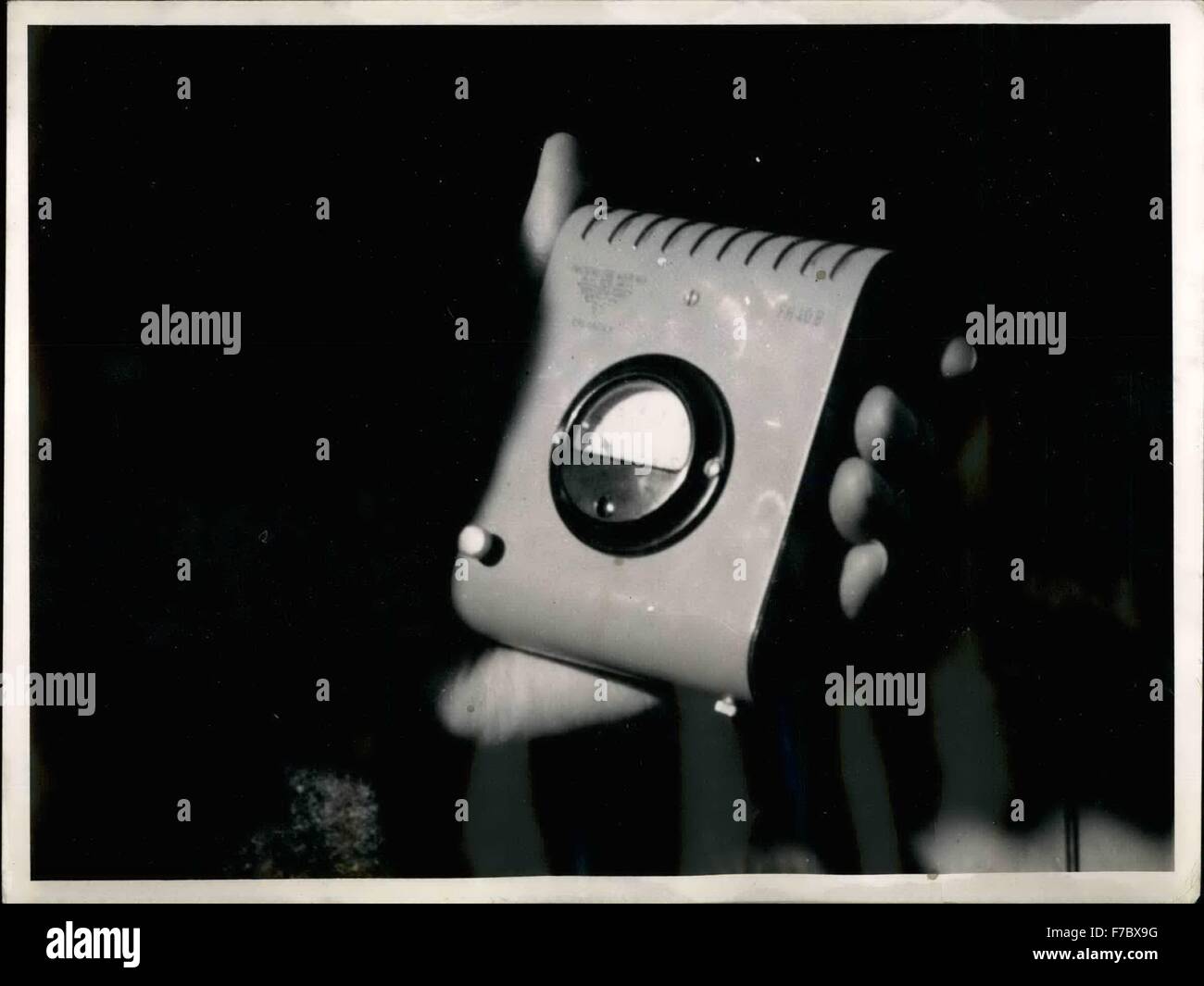 1962 - Not much bigger in size as photo lightmeter is this tiny Geiger ...