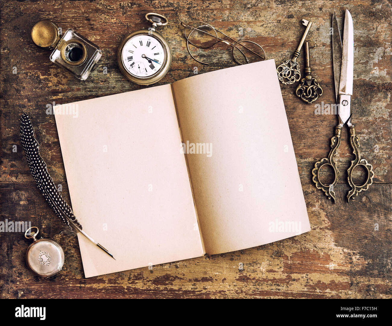 Diary book là một loại sổ tay cá nhân rất thông dụng và thú vị, được sử dụng để ghi lại những khoảnh khắc đáng nhớ trong cuộc sống. Hãy xem ngay hình ảnh liên quan để tìm hiểu về những cách thức sáng tạo và thú vị để sử dụng Diary book.