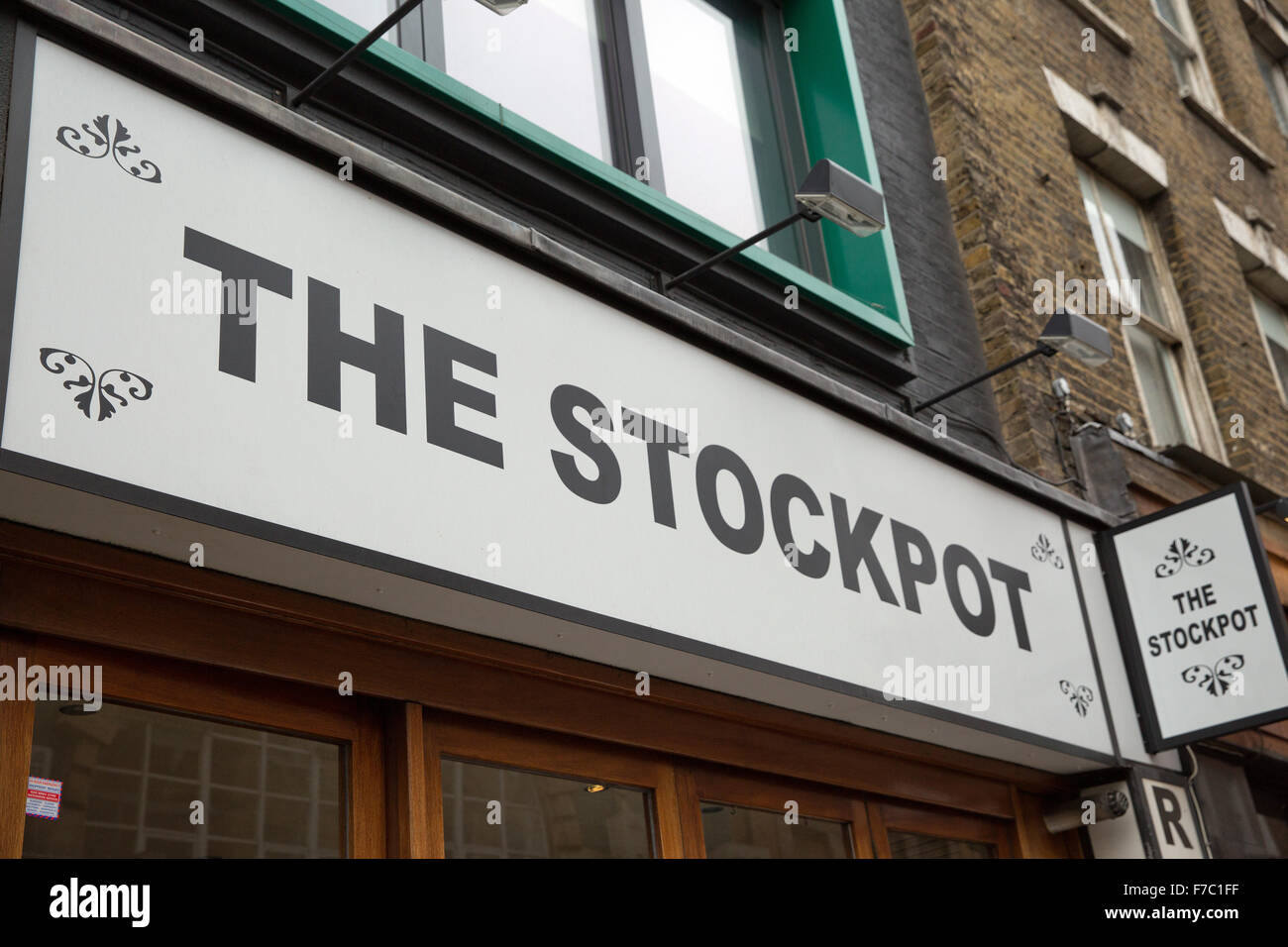 Soho london 1950s hires stock photography and images Alamy