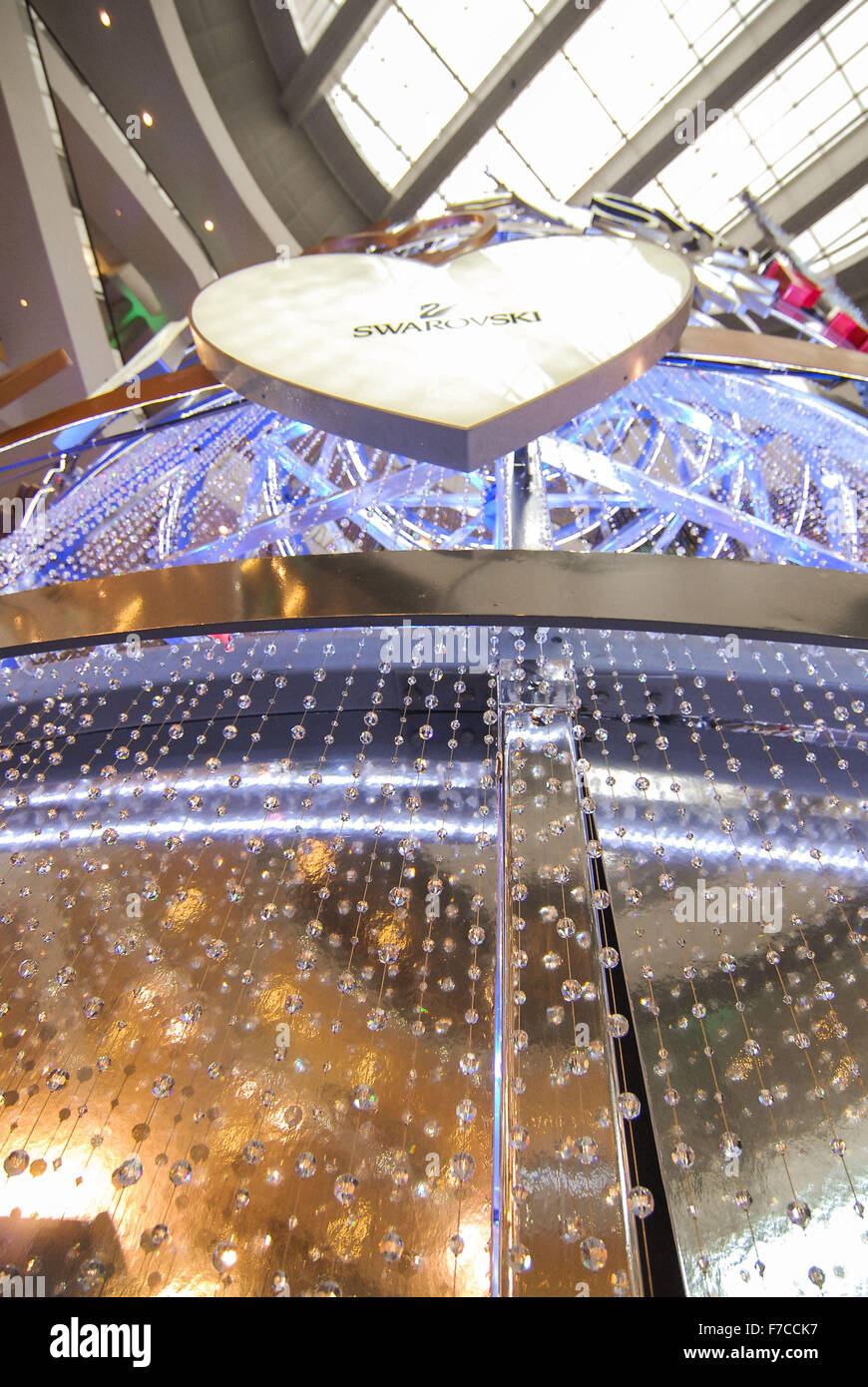 Kuala Lumpur, Malaysia. 29th Nov, 2015. A crystal Christmas tree is