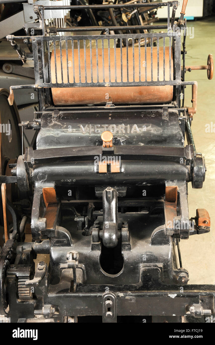 Antique Printing Press Desktop Table Top Letterpress Office Machine Patent  1904