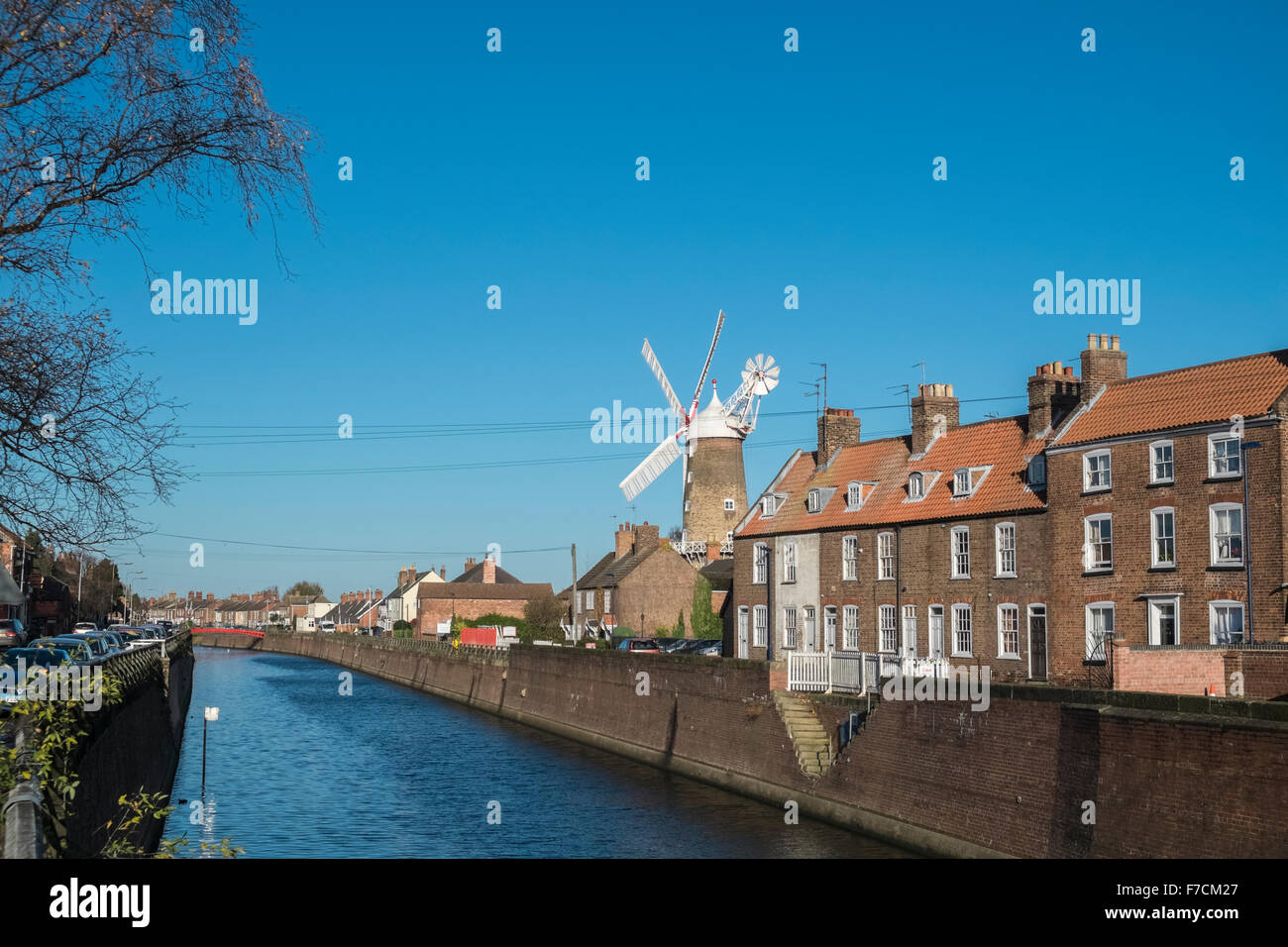 Maud Foster five sail windmill, Willoughby Road, Skirbeck, Boston