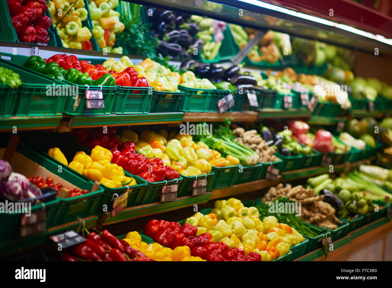 supermarket vegetable store food grocery background Stock Photo - Alamy