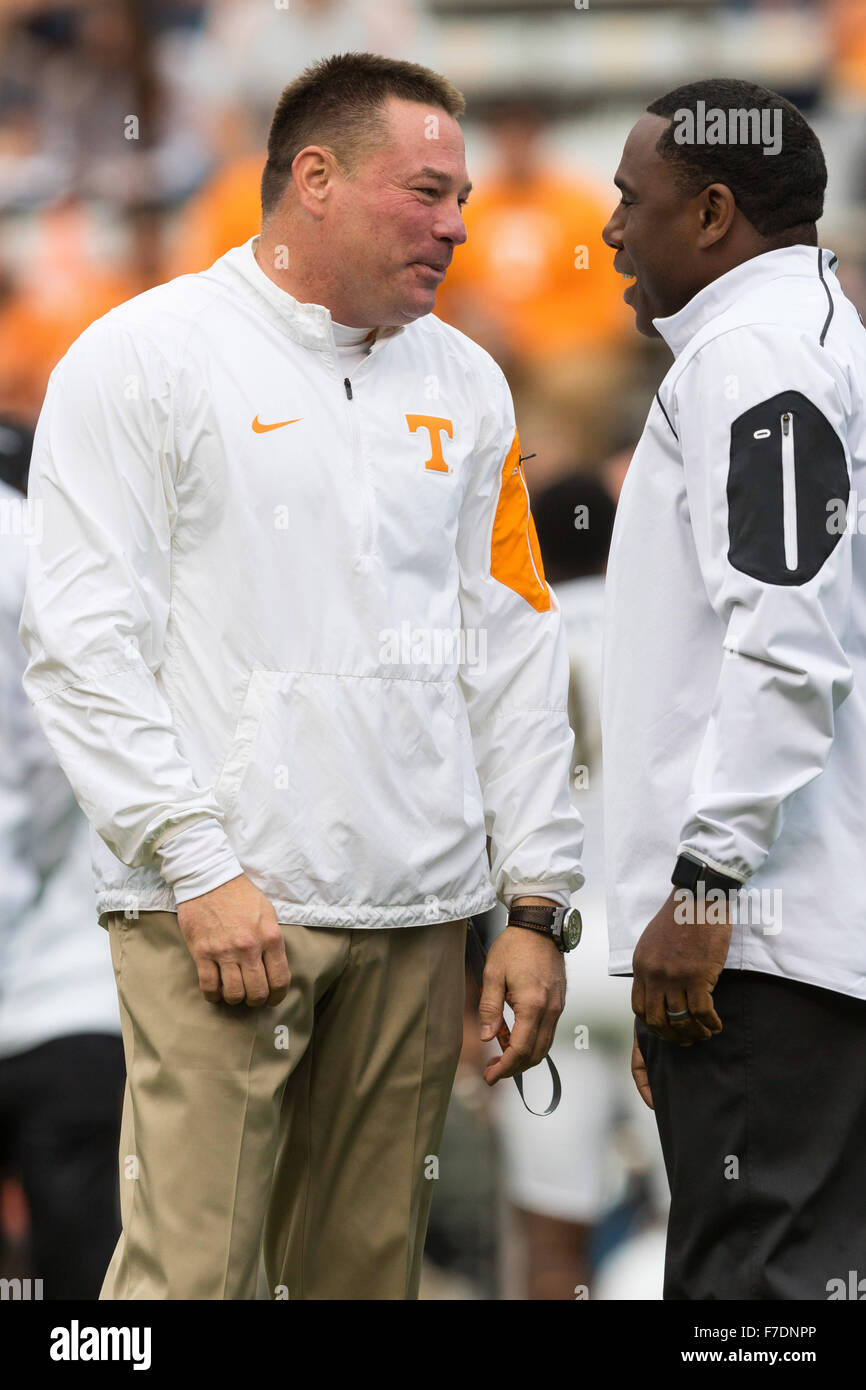 November 28, 2015: head coach Butch Jones of the Tennessee Volunteers and head coach Derek Mason of the Vanderbilt Commodores talk before during the NCAA Football game between the University of Tennessee Volunteers and the Vanderbilt Commodores at Neyland Stadium in Knoxville, TN Tim Gangloff/CSM Stock Photo