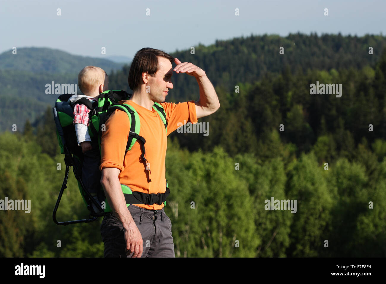 hiking carrier for 1 year old