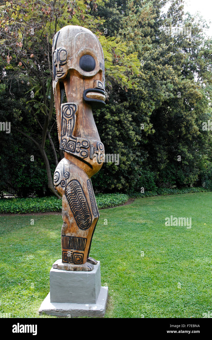Two wooden South American god statues Stock Photo Alamy