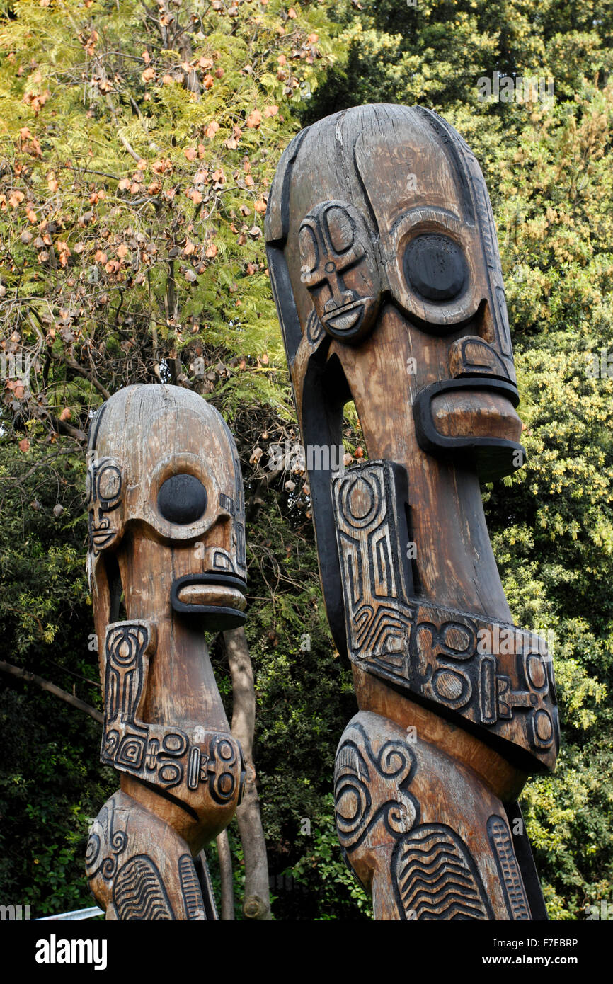 Two wooden South American god statues Stock Photo Alamy