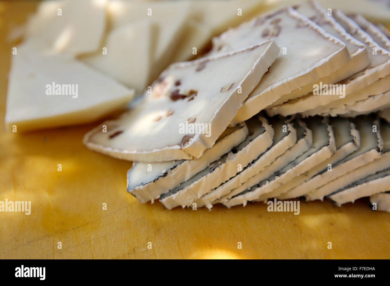 Goat milk hires stock photography and images Alamy