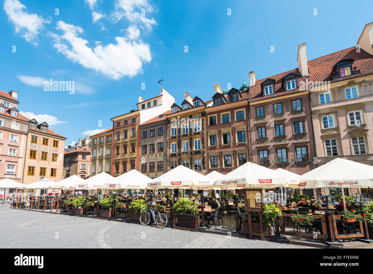 Marketplace, restaurants in the historic centre, Warsaw, Mazovia, Poland Stock Photo