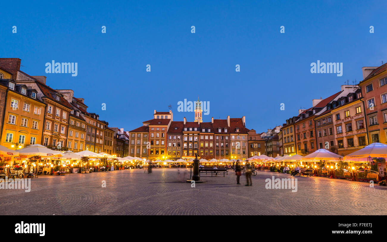 Marketplace, restaurants, historic centre at dusk, Warsaw, Mazovia, Poland Stock Photo