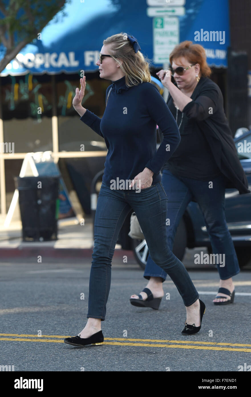 Kirsten Dunst and her mother Inez Rupprecht have lunch at Joan's on
