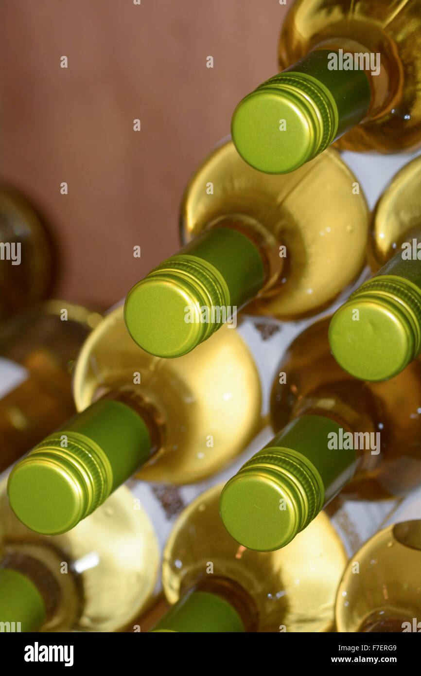 Alcohol bottles bin hires stock photography and images Alamy