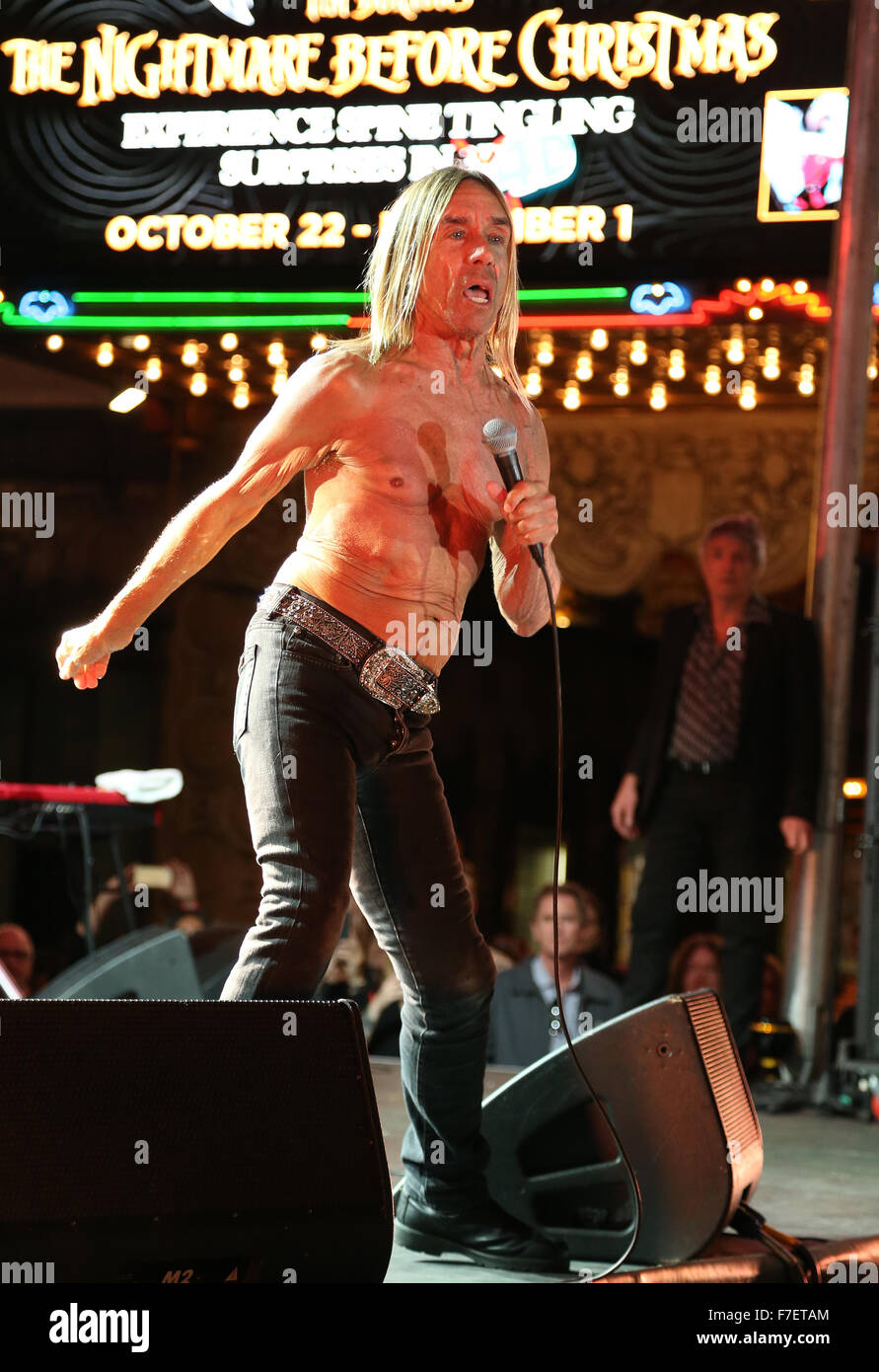 Iggy Pop performs live at the Los Angeles premiere of 'Ash vs. Evil Dead'  Featuring: Iggy Pop Where: Hollywood, California, United States When: 28  Oct 2015 Stock Photo - Alamy