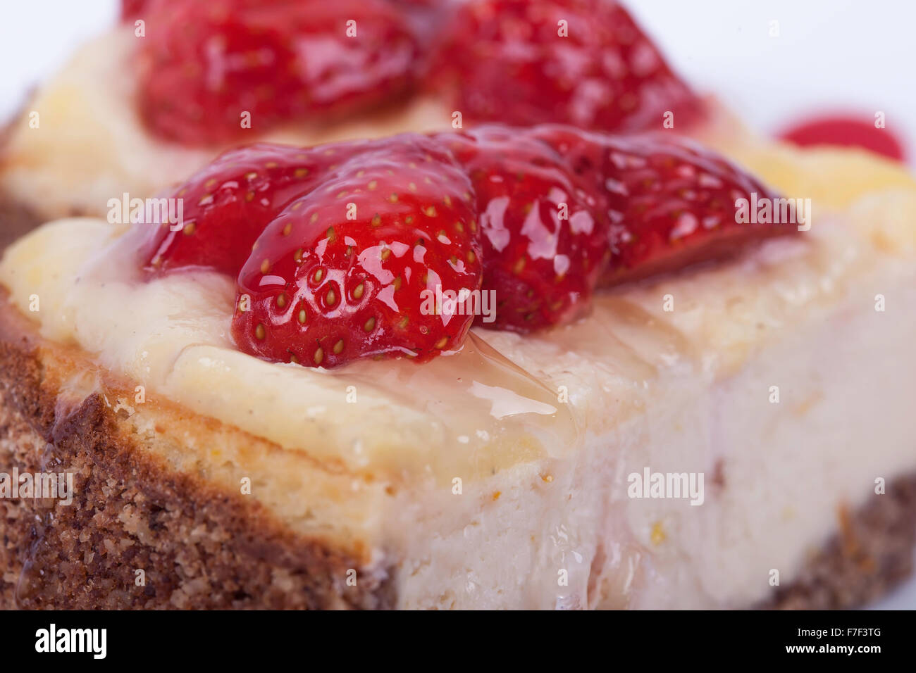 cake with strawberries closeup Stock Photo - Alamy