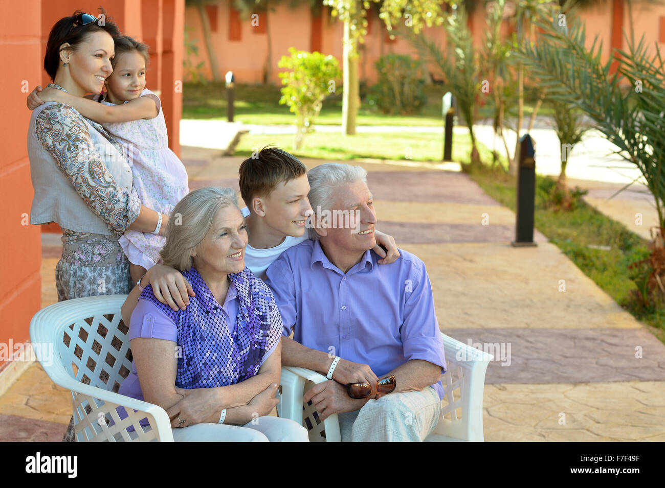 Adult family vacation hi-res stock photography and images - Alamy