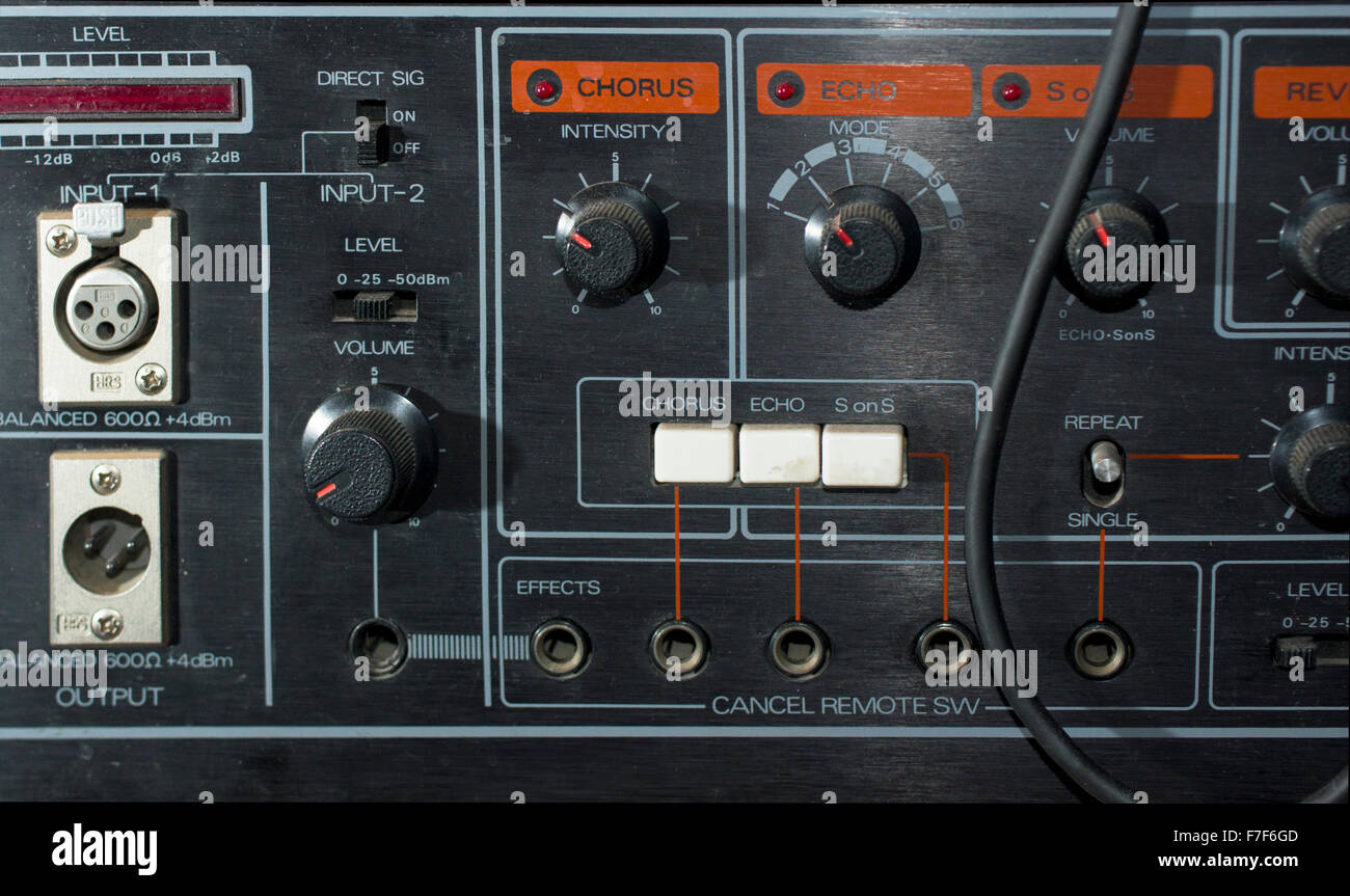 Rack mounted effects unit in the recording studio Stock Photo Alamy