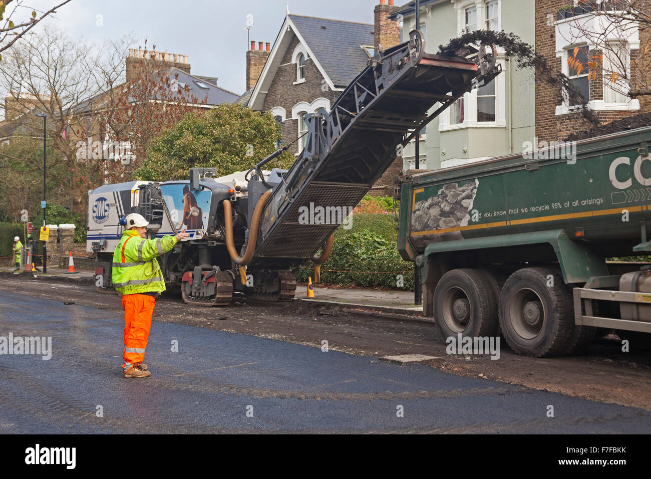 Road-resurfacing in the London borough of Lewisham Stock Photo