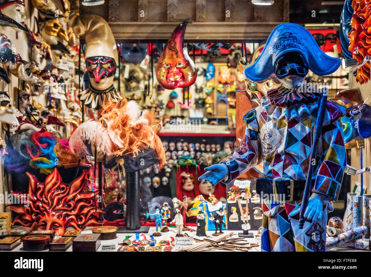 Carnevale souvenir shop, Venice, Italy Stock Photo