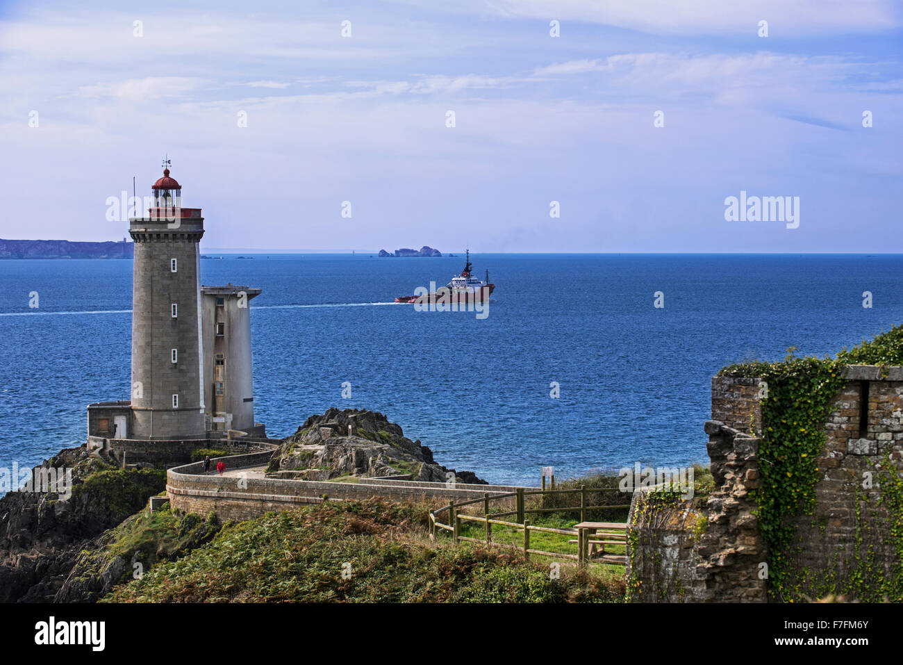 Phare du Petit Minou, lighthouse in the roadstead of Brest, Plouzané, Finistère, Brittany, France Stock Photo