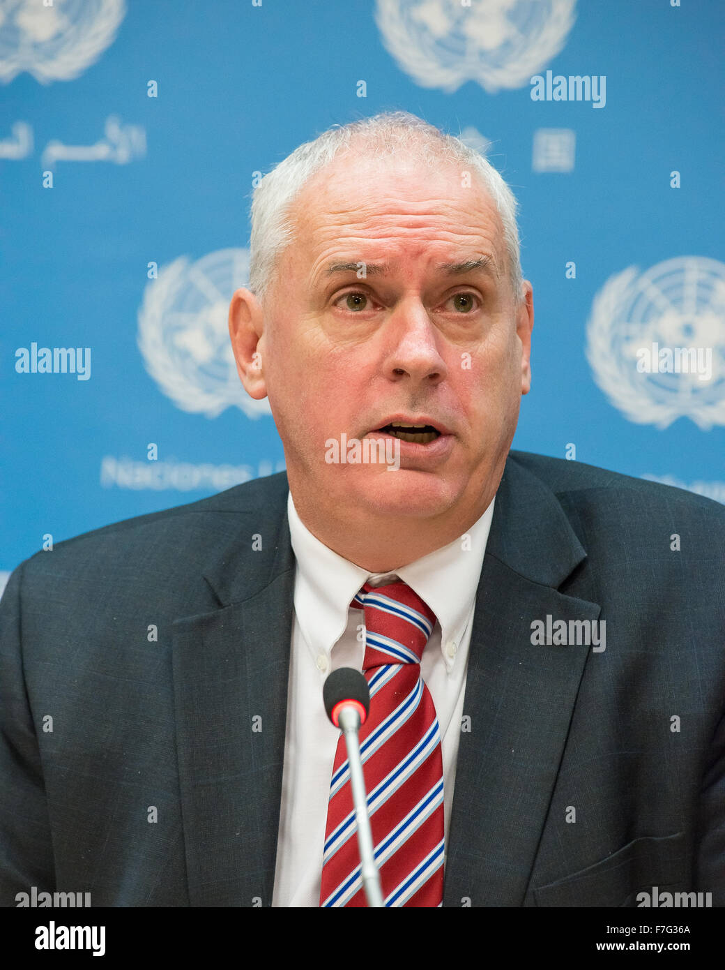 New York, United States. 30th Nov, 2015. Simon Bland addresses the UN press corps. On the eve of World AIDS Day (November 1st), Simon Bland, Director of the Joint UN Programme on HIV and AIDS (UNAIDS) Office in New York, spoke with reporters at the UN Headquarters in New York City to report on progress made toward eradicating the disease and limiting its spread. © Albin Lohr-Jones/Pacific Press/Alamy Live News Stock Photo