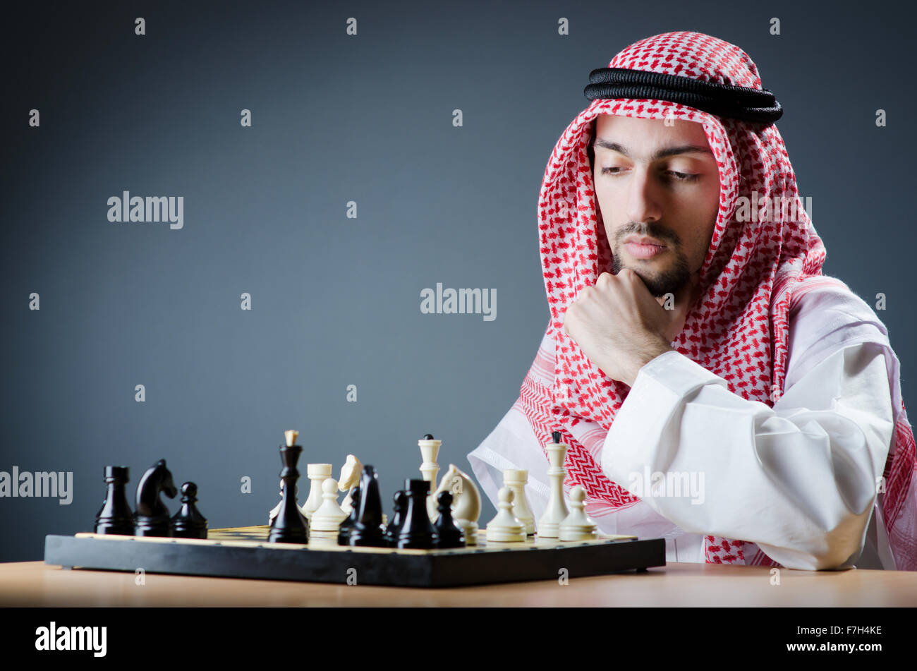 Page 4 Arab Chess Game High Resolution Stock Photography And Images Alamy