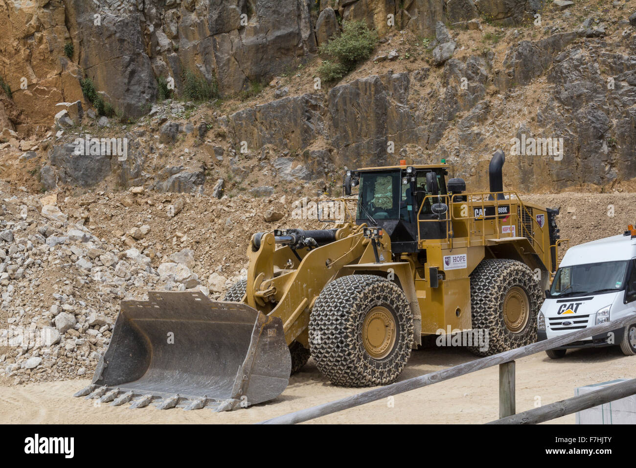 Demonstration Caterpillar loading shovel at Hillhead Quarrying