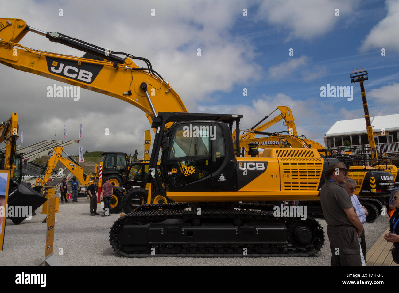 Demonstration of Mobile Plant and Excavators at Hillhead Quarrying Recycling and Construction Exhibition Stock Photo