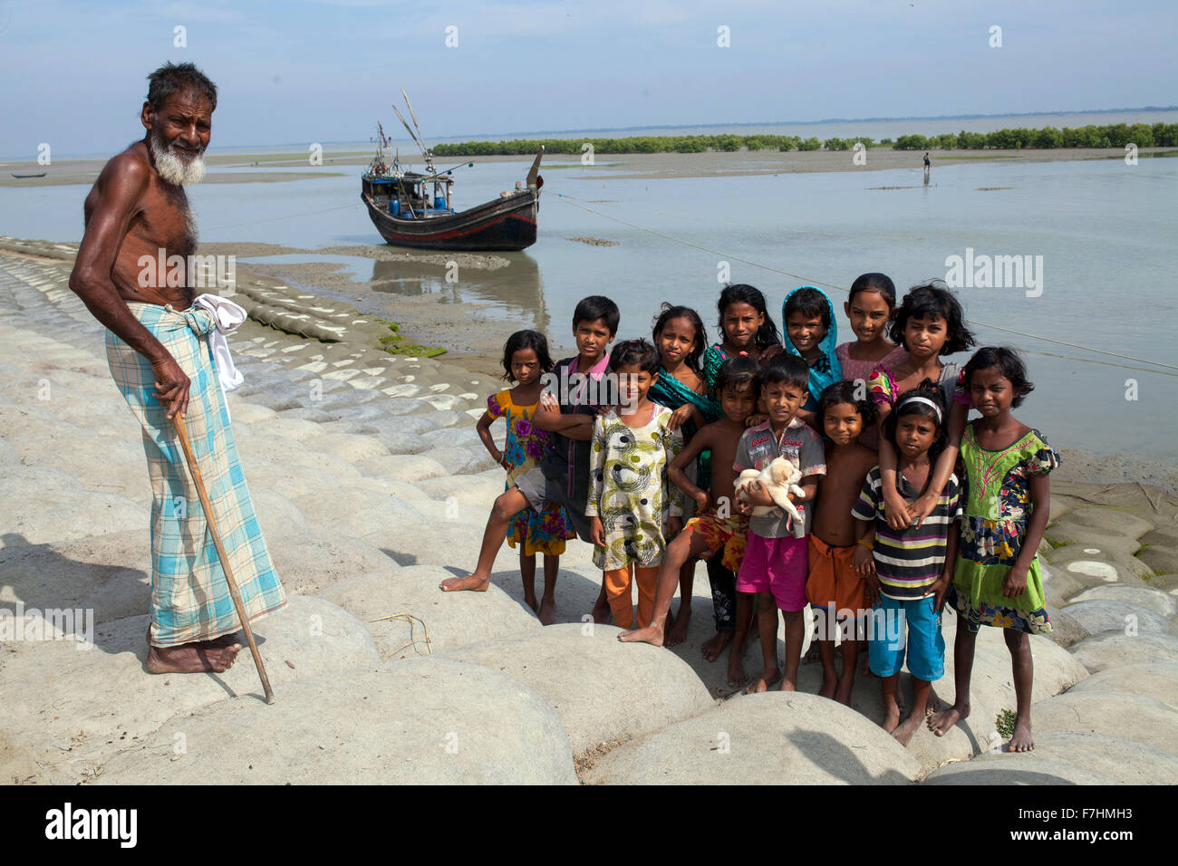 Cox S Bazar Bangladesh November 29 Children Of Sea Level