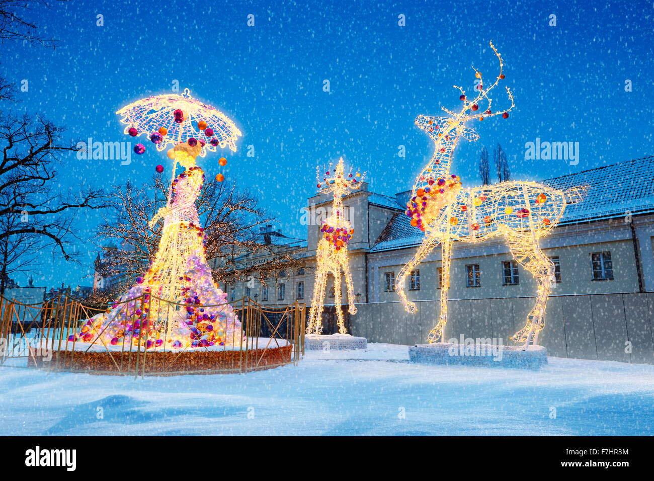 Outdoor christmas decorations hires stock photography and images Alamy
