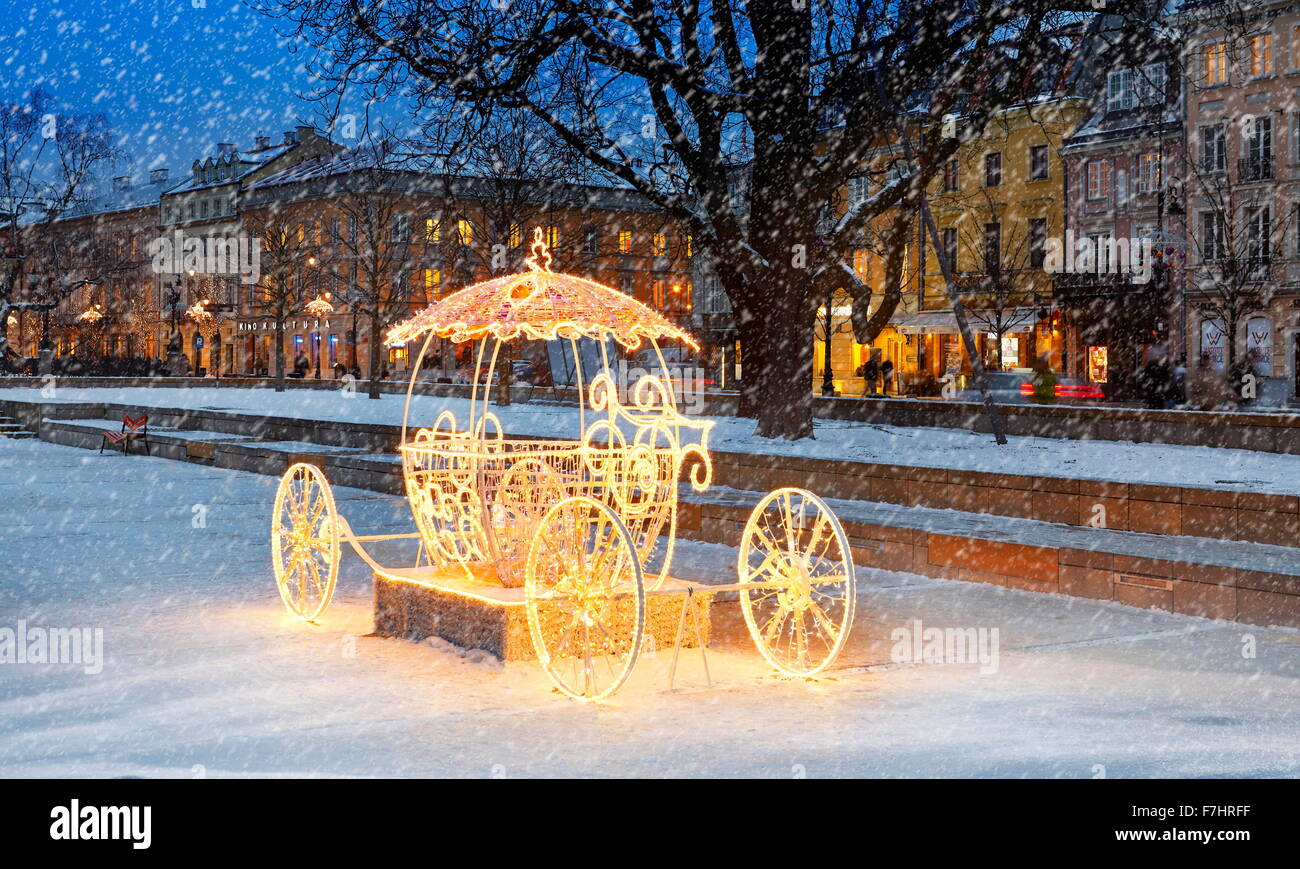 Outdoor christmas decorations hires stock photography and images Alamy