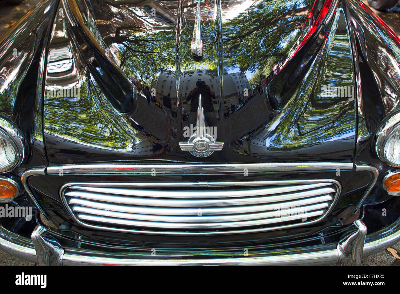 Front grill and bonnet of a classic Morris Minor car Stock Photo