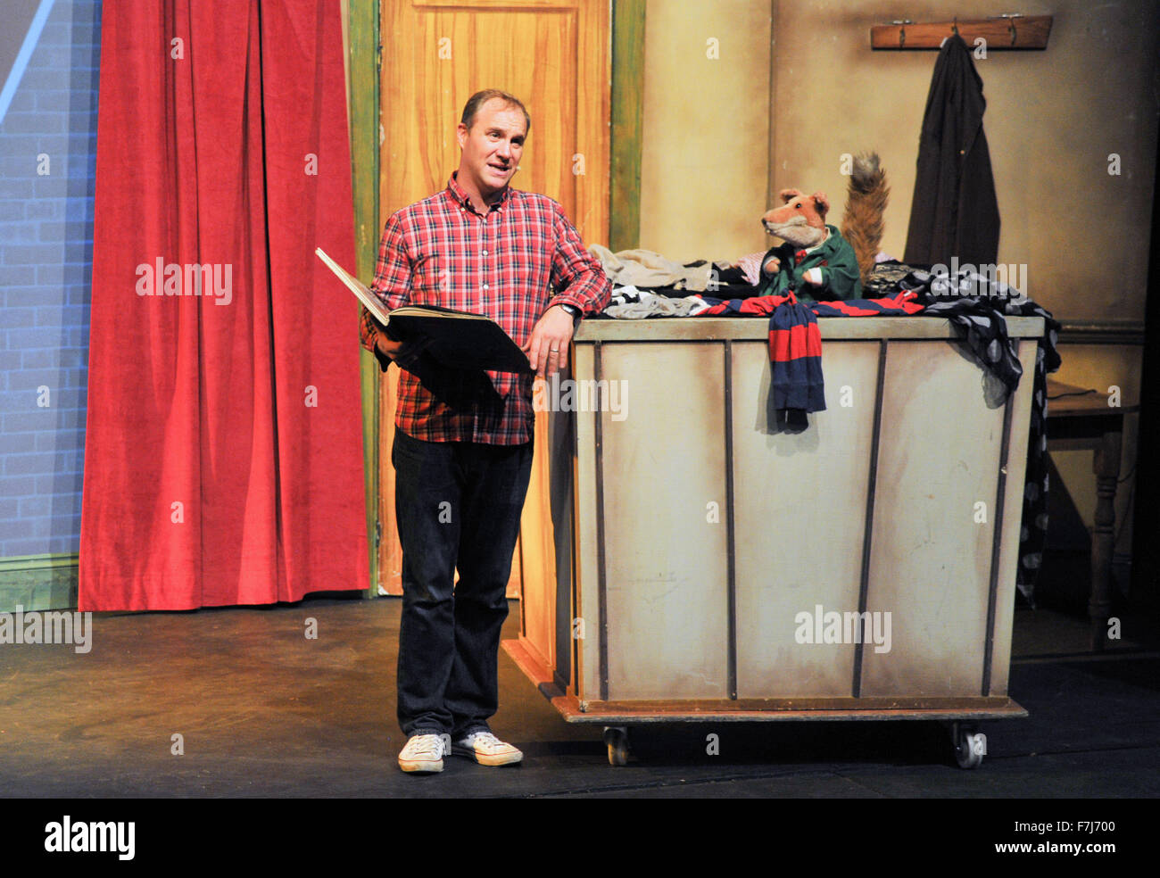 Basil brush chris pizzey hires stock photography and images Alamy