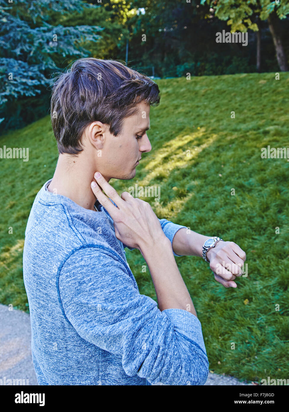 MAN PRACTISING SPORT Stock Photo - Alamy