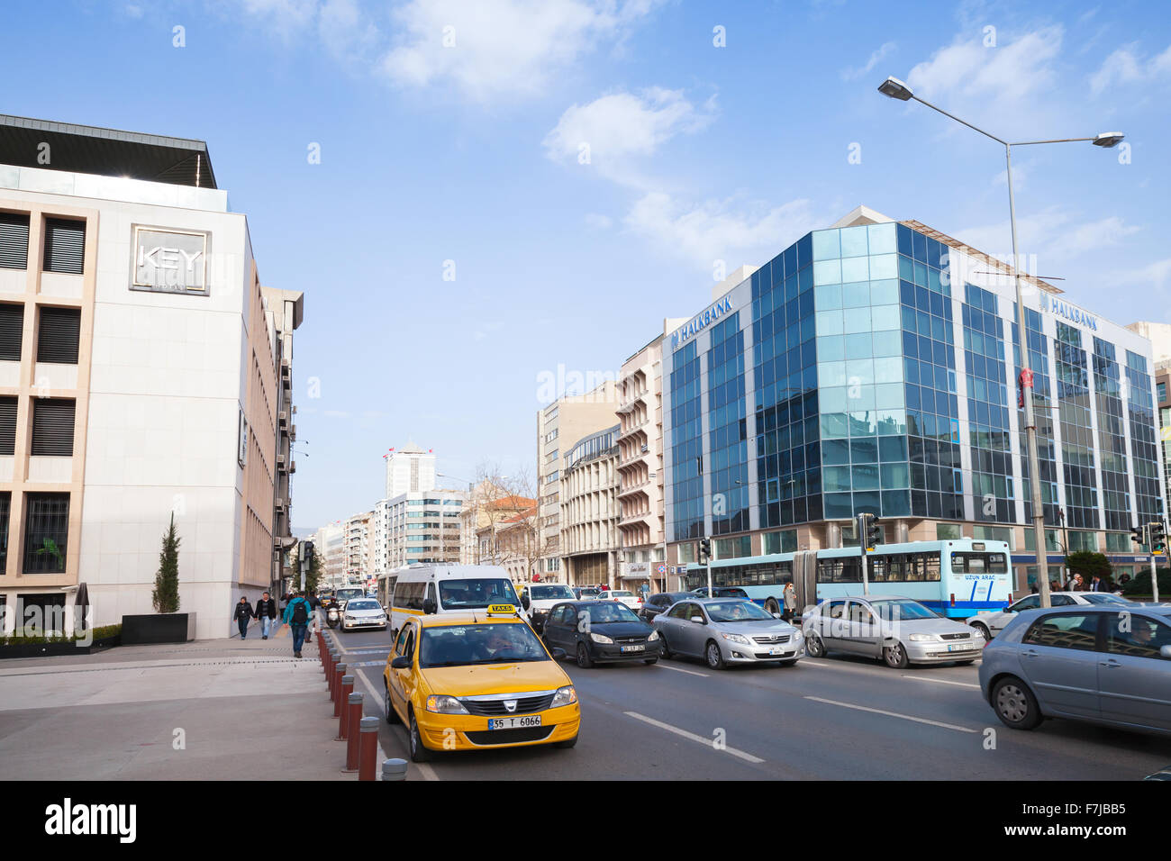 Road Pedestrian Crossing Middle East High Resolution Stock Photography And Images Alamy