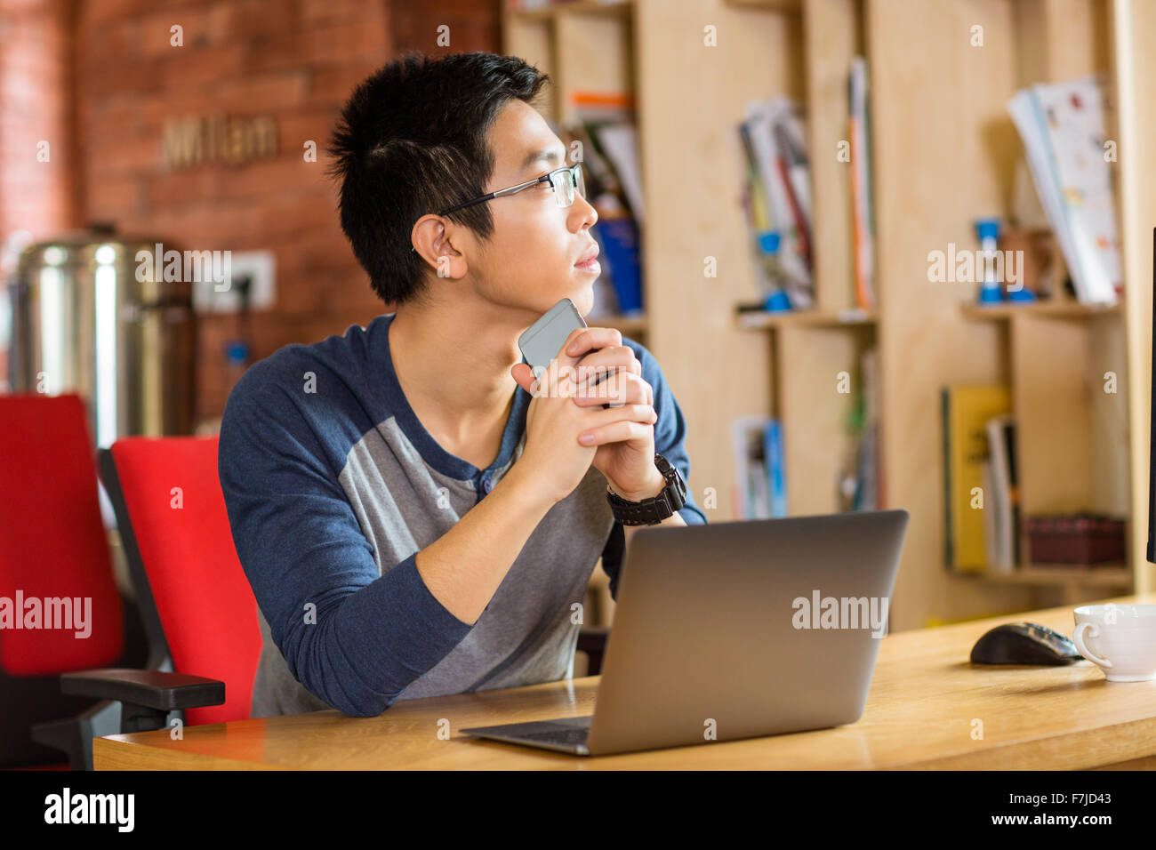 Asian man computer hi-res stock photography and images - Alamy