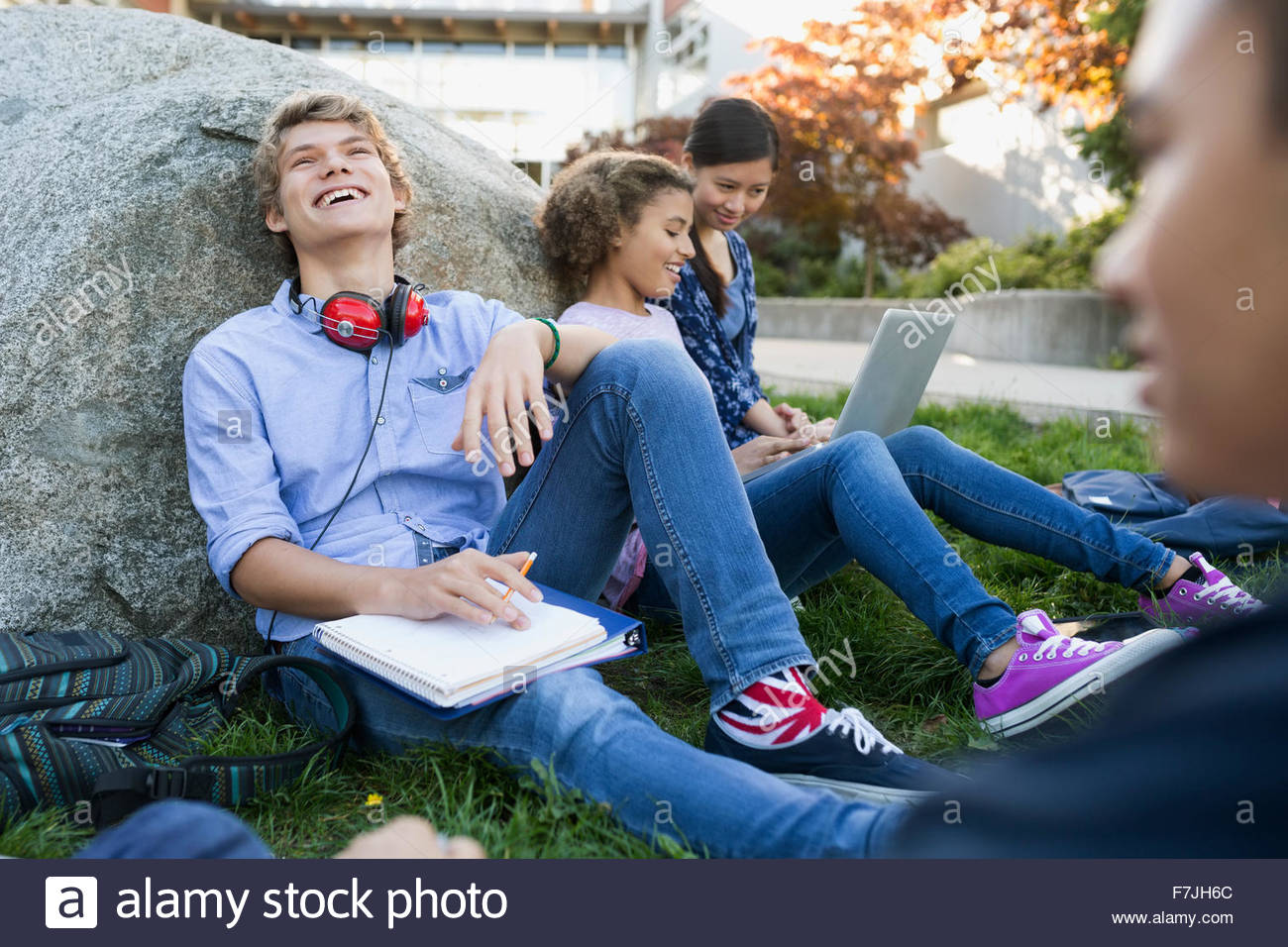 Laughing leaning head back hi-res stock photography and images - Alamy