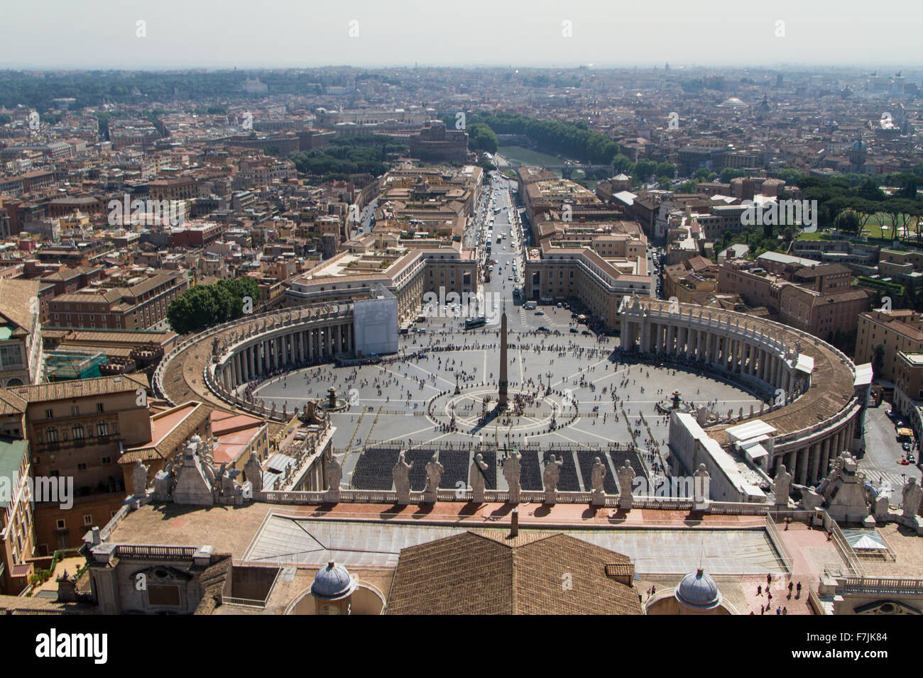St. Peter's Square from Rome in Vatican State Stock Photo - Alamy