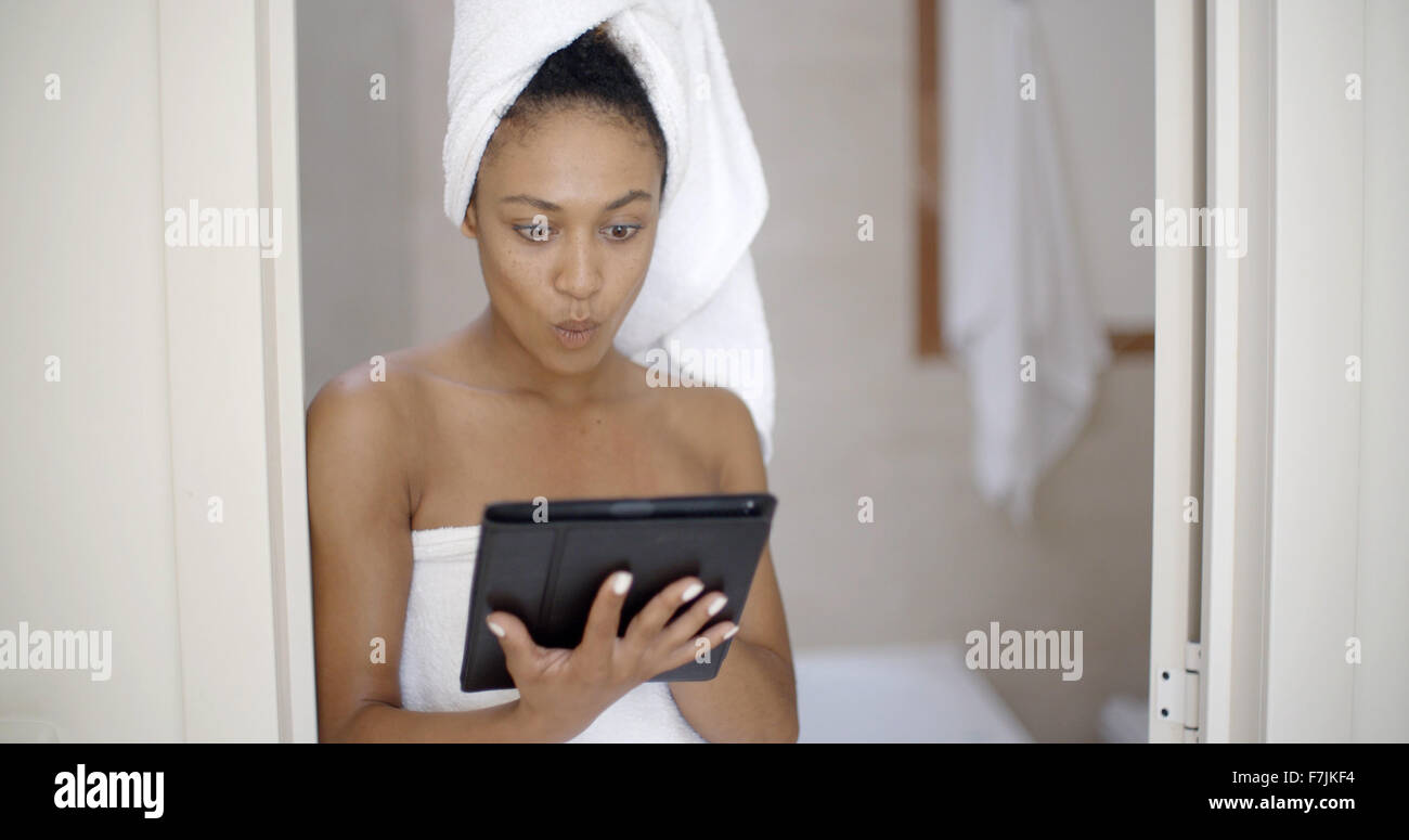 Woman computer bath hi-res stock photography and images - Alamy