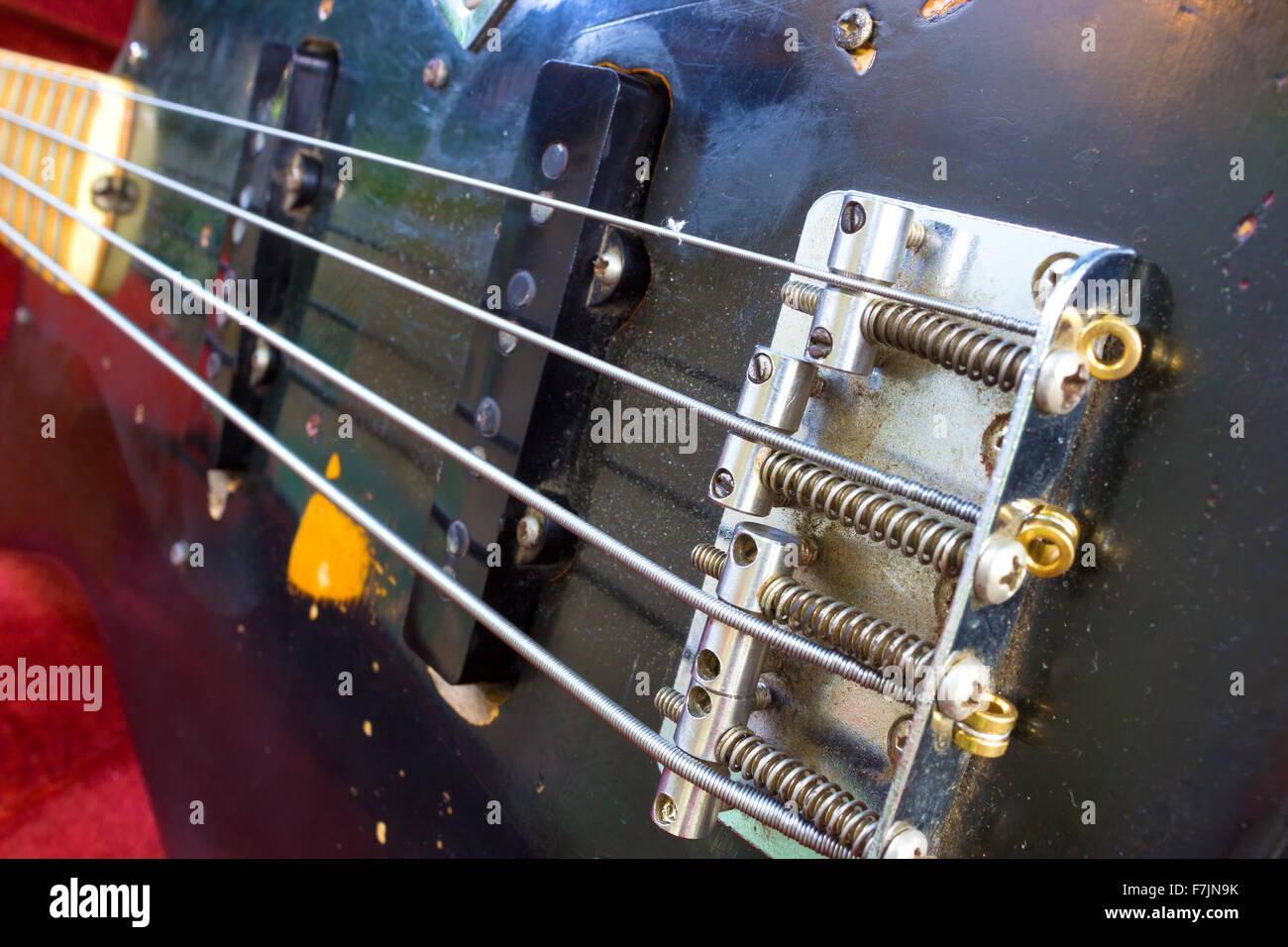 Instrument bass hi-res stock photography and images - Alamy