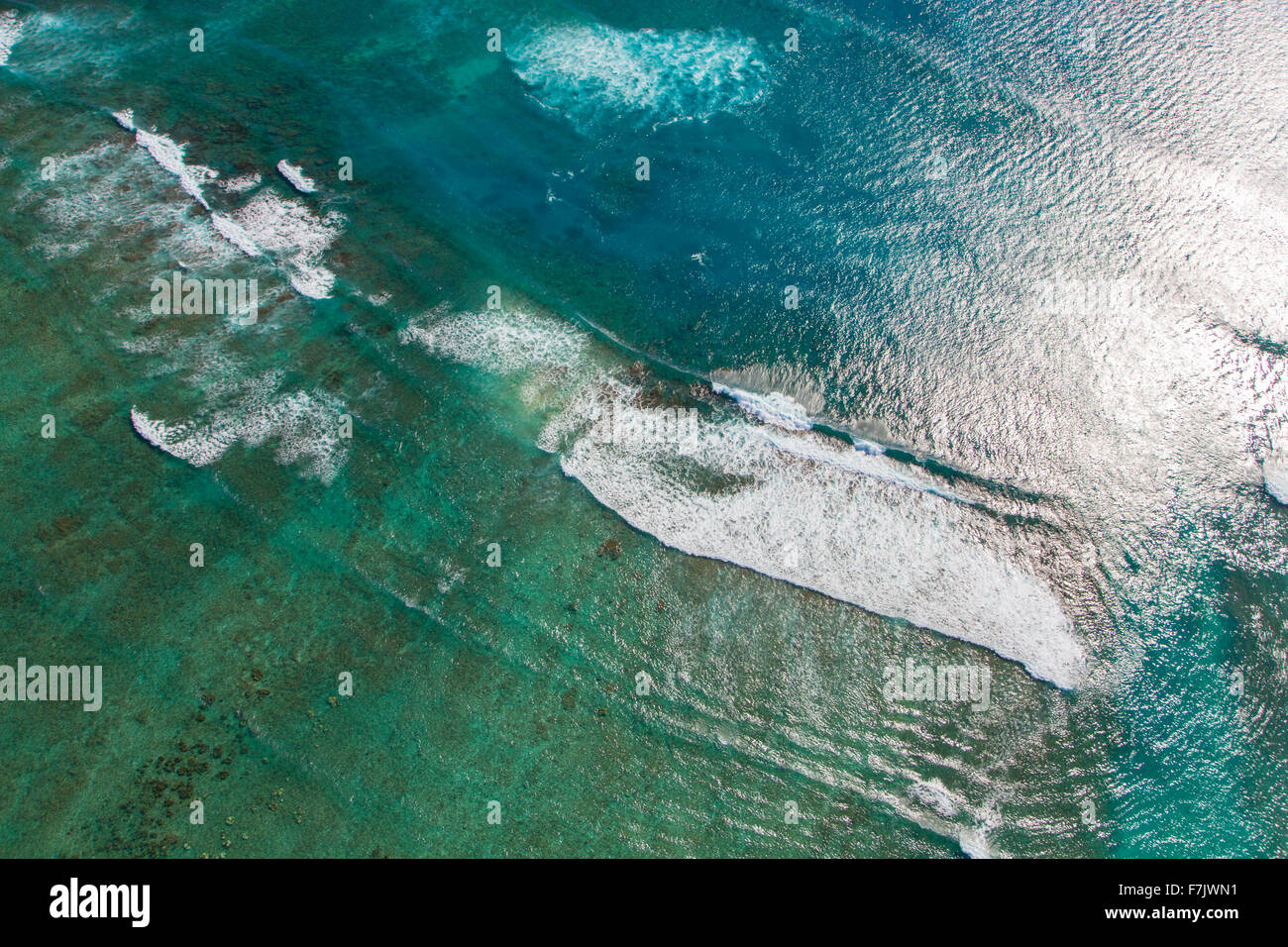 Hawaii reef aerial hi-res stock photography and images - Alamy