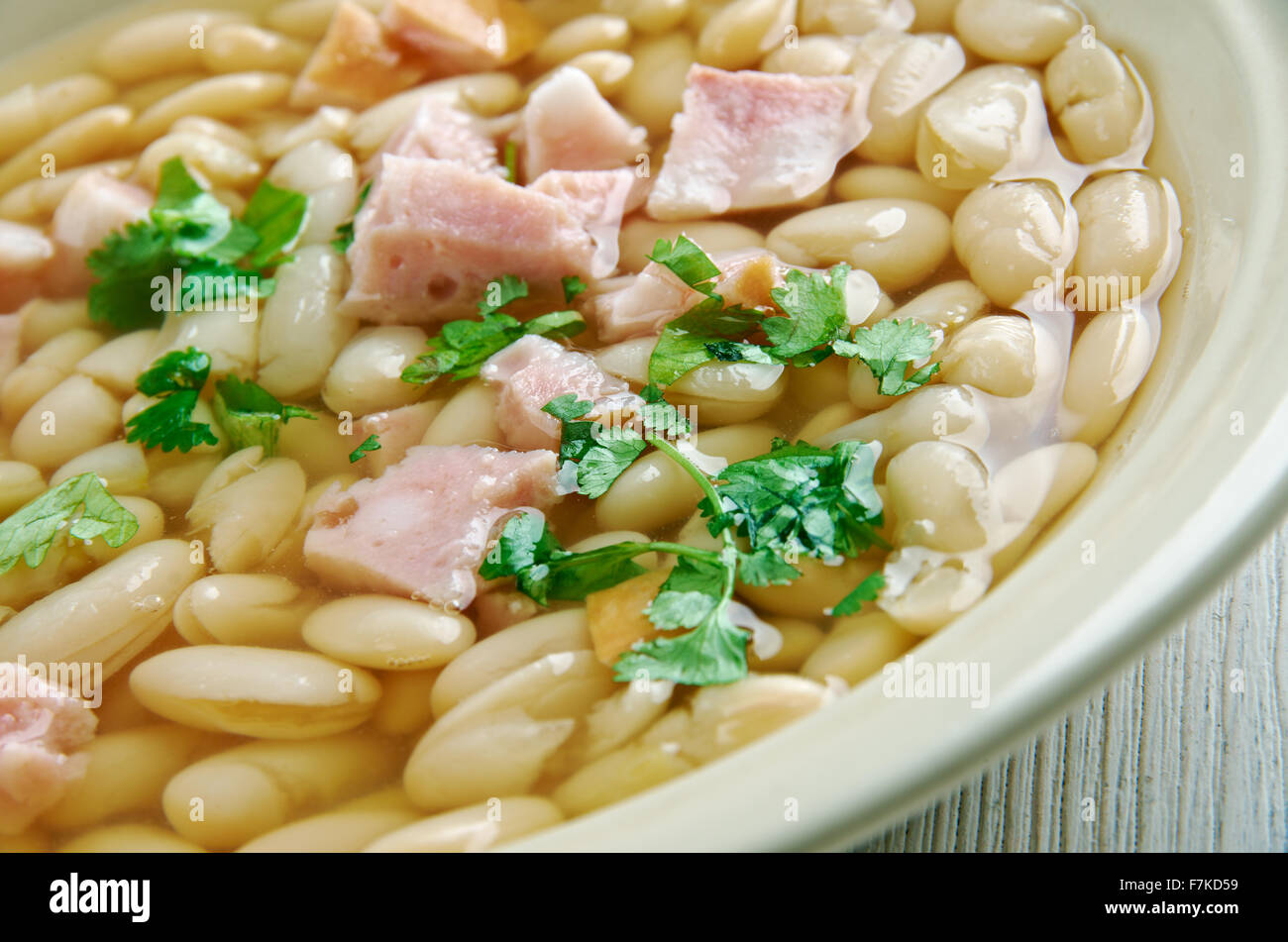Senate bean soup soup made with navy beans, ham hocks, and onion