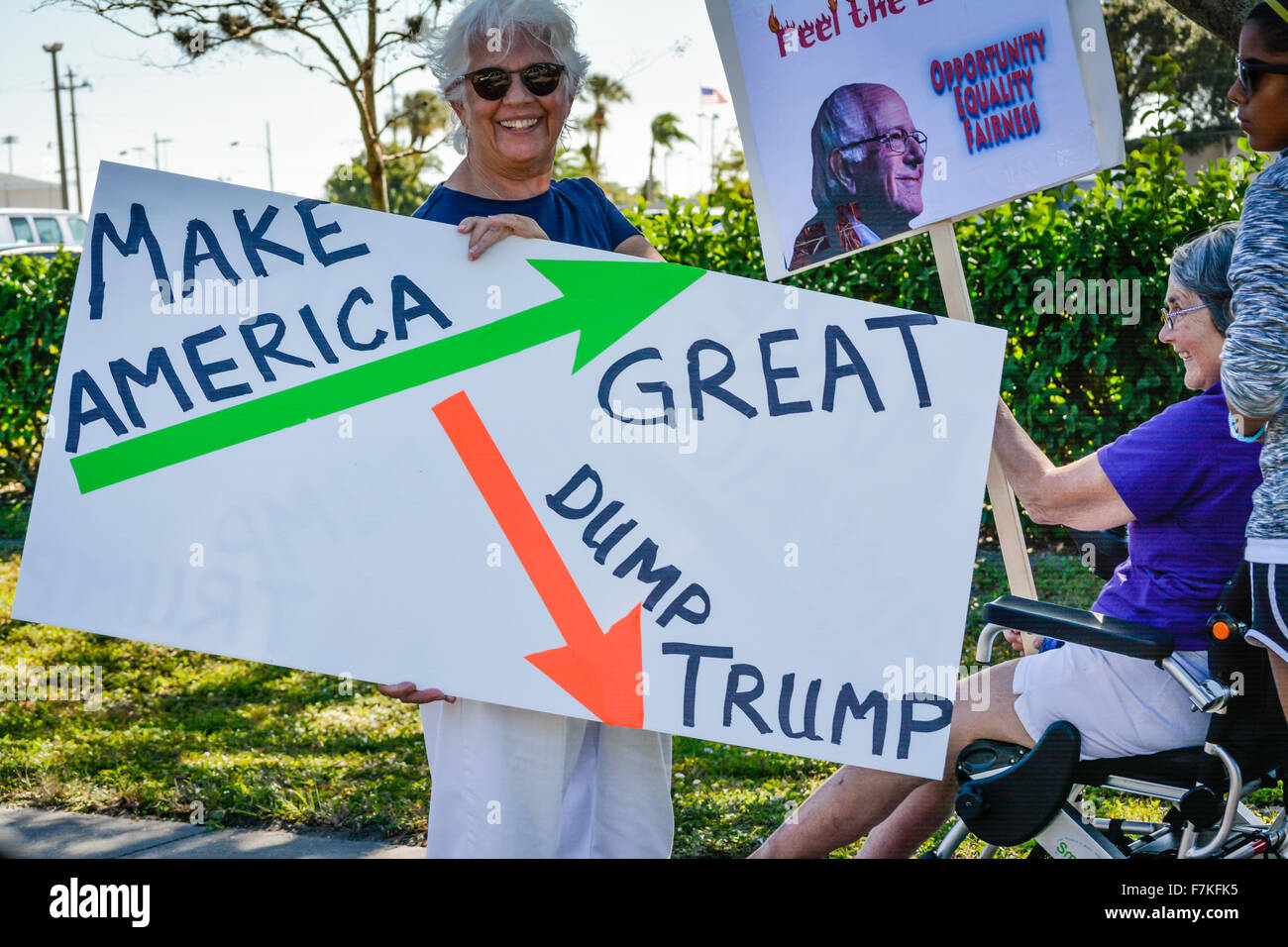 Political rally hires stock photography and images Alamy