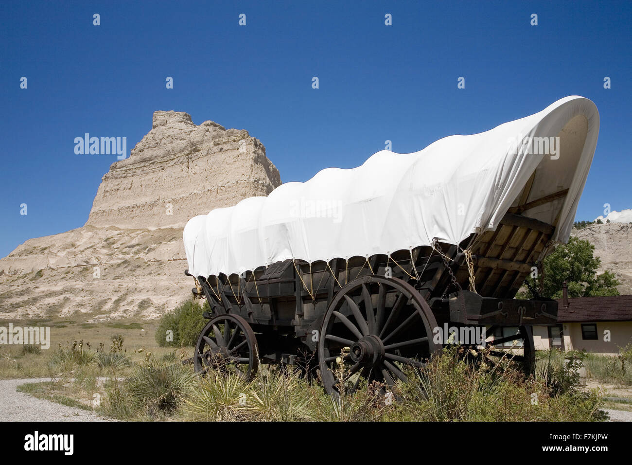 A Covered Wagon Stock Photos & A Covered Wagon Stock Images Alamy