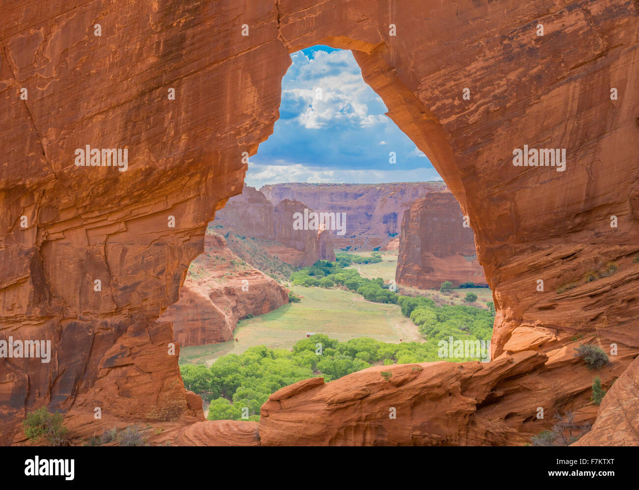 The Window,  Canyon de Chelly National Monument, Arizona, Large sandstone natural arch framing canyon Stock Photo