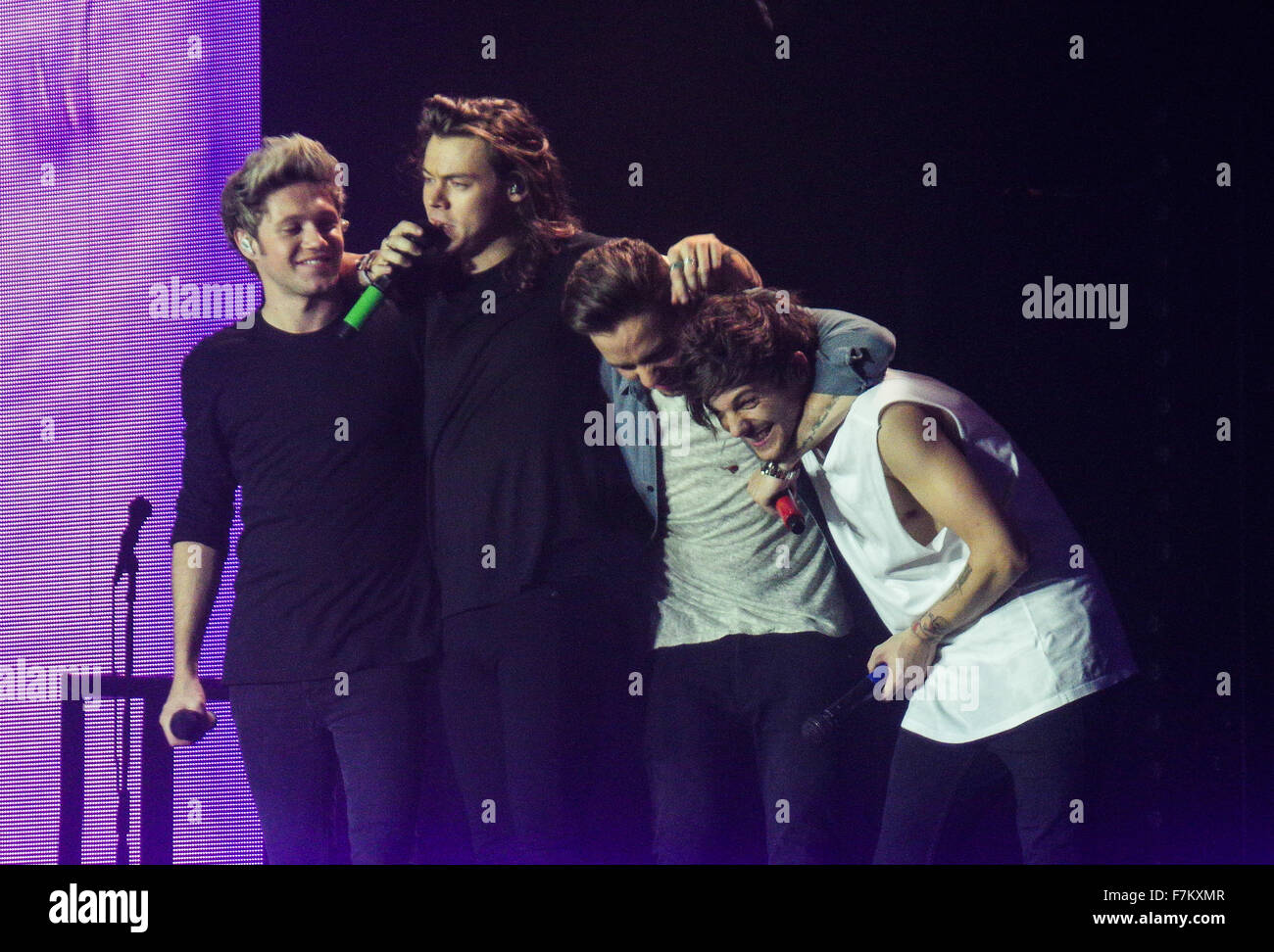 One direction final gig hi-res stock photography and images - Alamy
