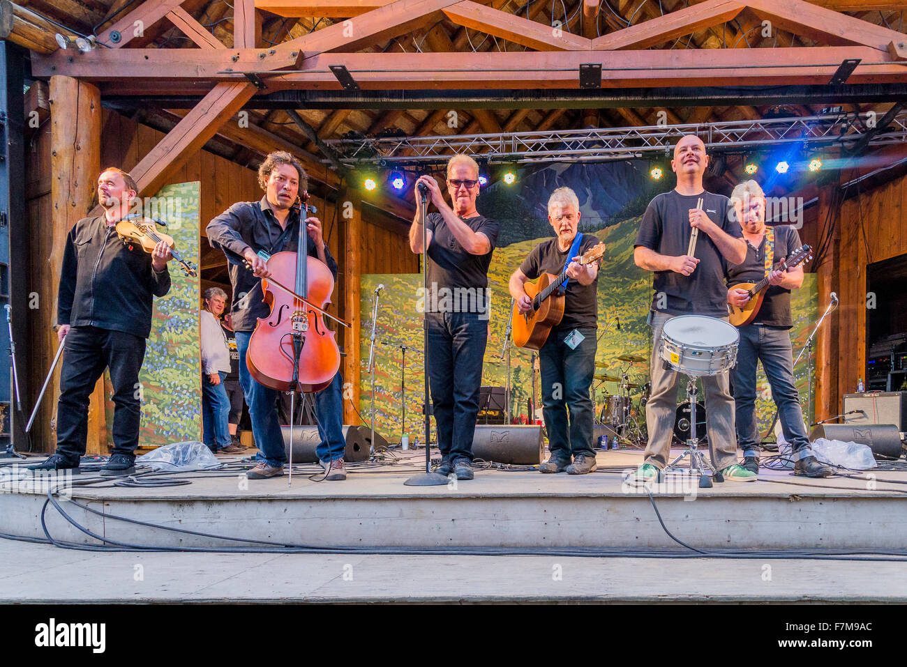 Oysterband, main stage, Canmore Folk Music Festival, Canmore, Alberta, Canada Stock Photo