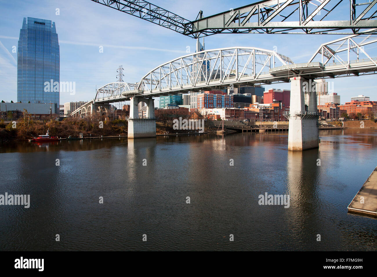 Cumberland River Pedestrian Bridge, Nashville Skyline, Tennessee Stock
