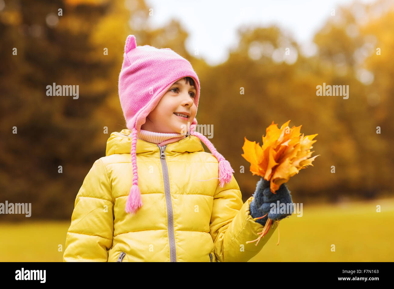 happy beautiful little girl portrait outdoors Stock Photo - Alamy