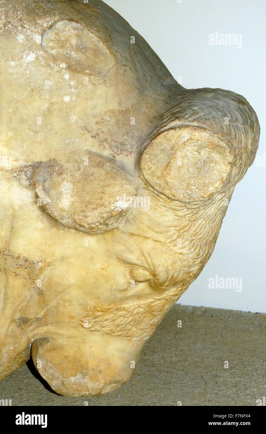 Greek capital of a column with a Caryatid, between the foreparts of winged bulls (one bull's head is missing. From the Agora of Satamis, Cyprus About 350 BC Stock Photo