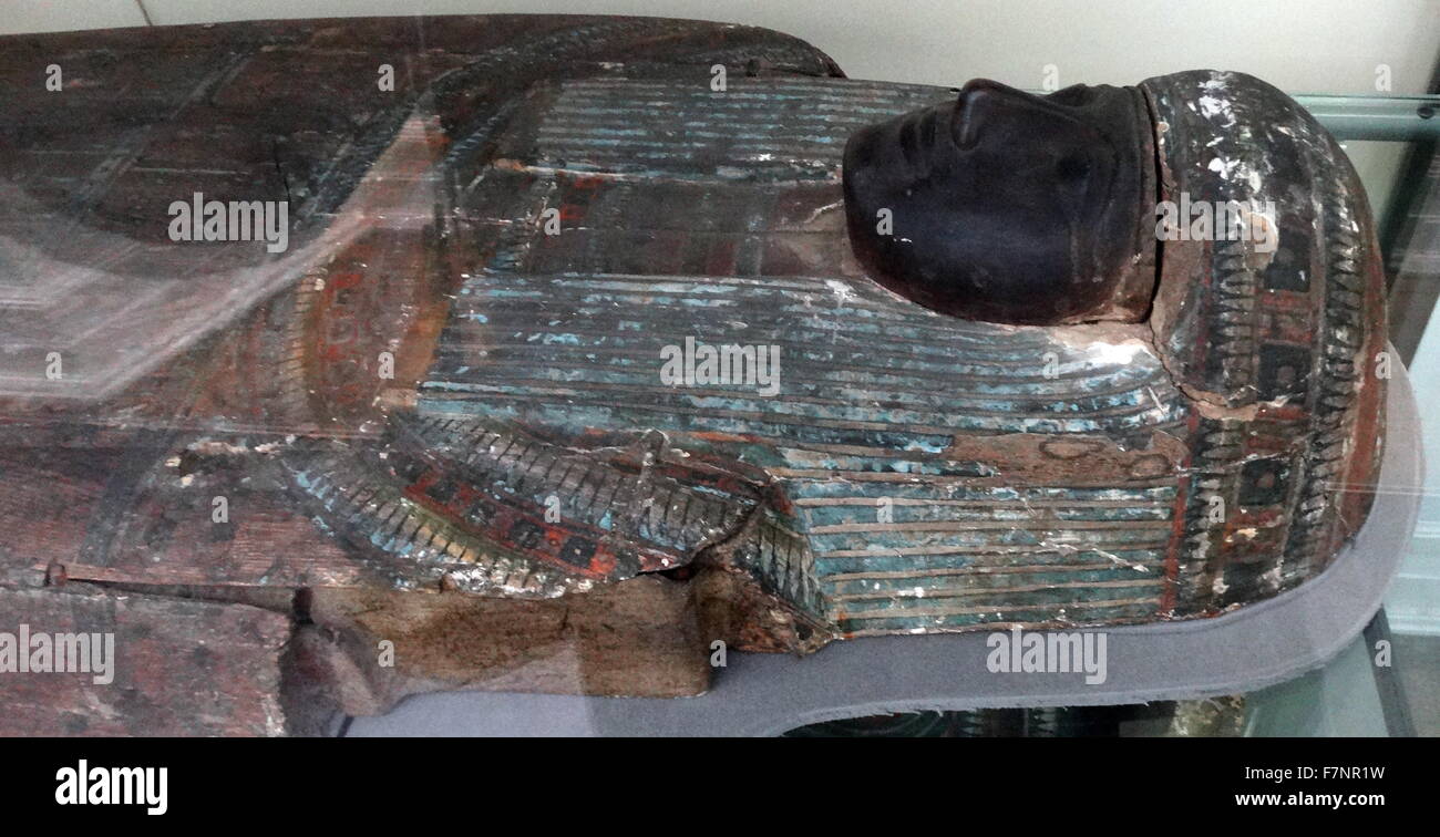 Death coffin hi-res stock photography and images - Alamy